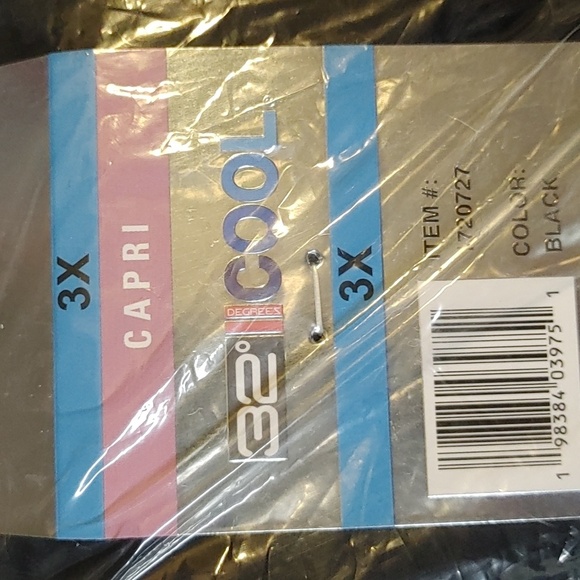 NEW 32 Degrees Cool Women's Pull On Active Capri drawstring pockets Black - Picture 7 of 7